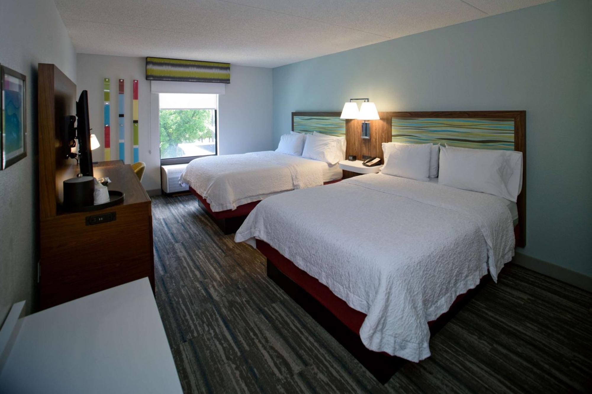 Hampton Inn Фейєттвілл Екстер'єр фото