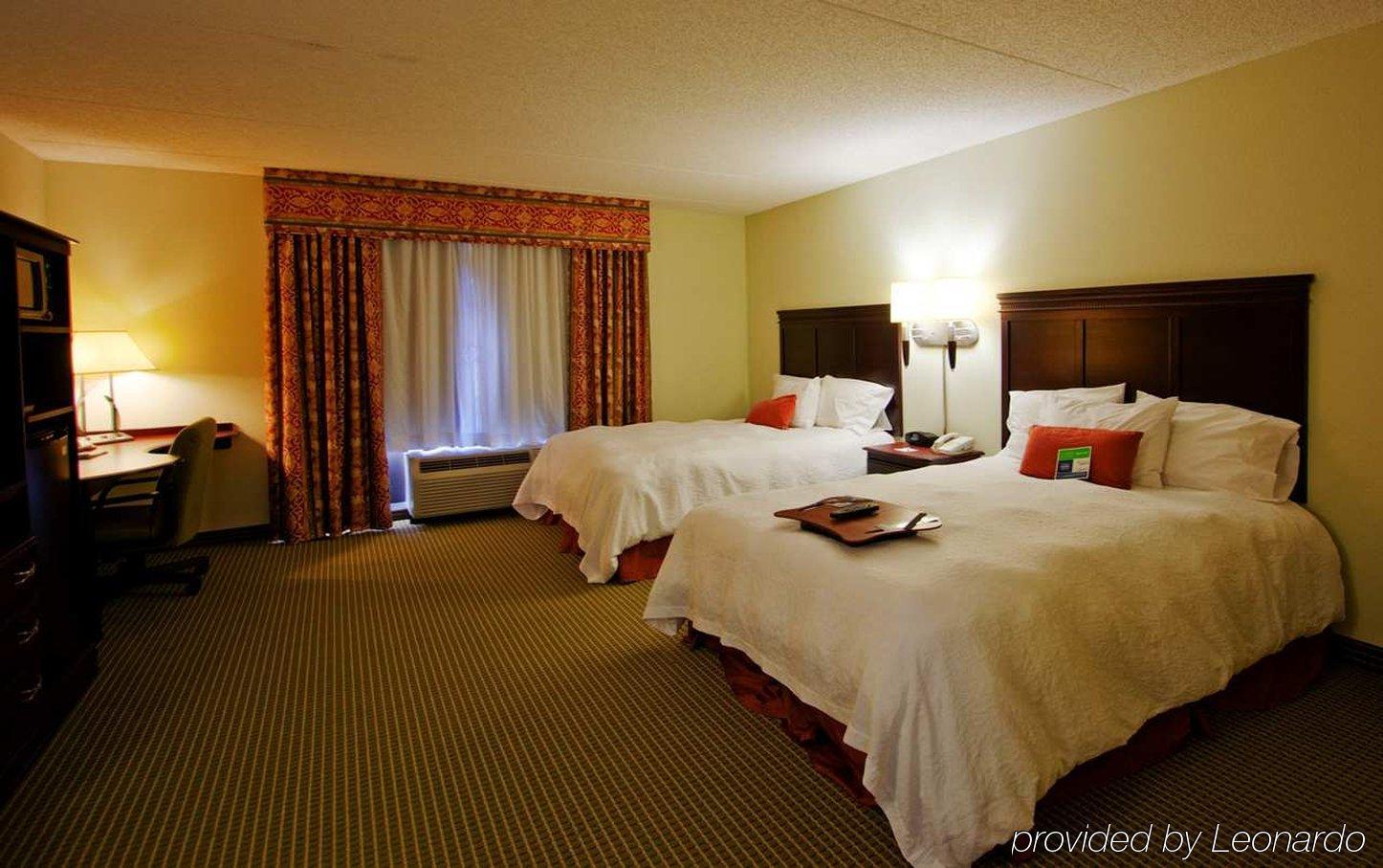 Hampton Inn Фейєттвілл Номер фото