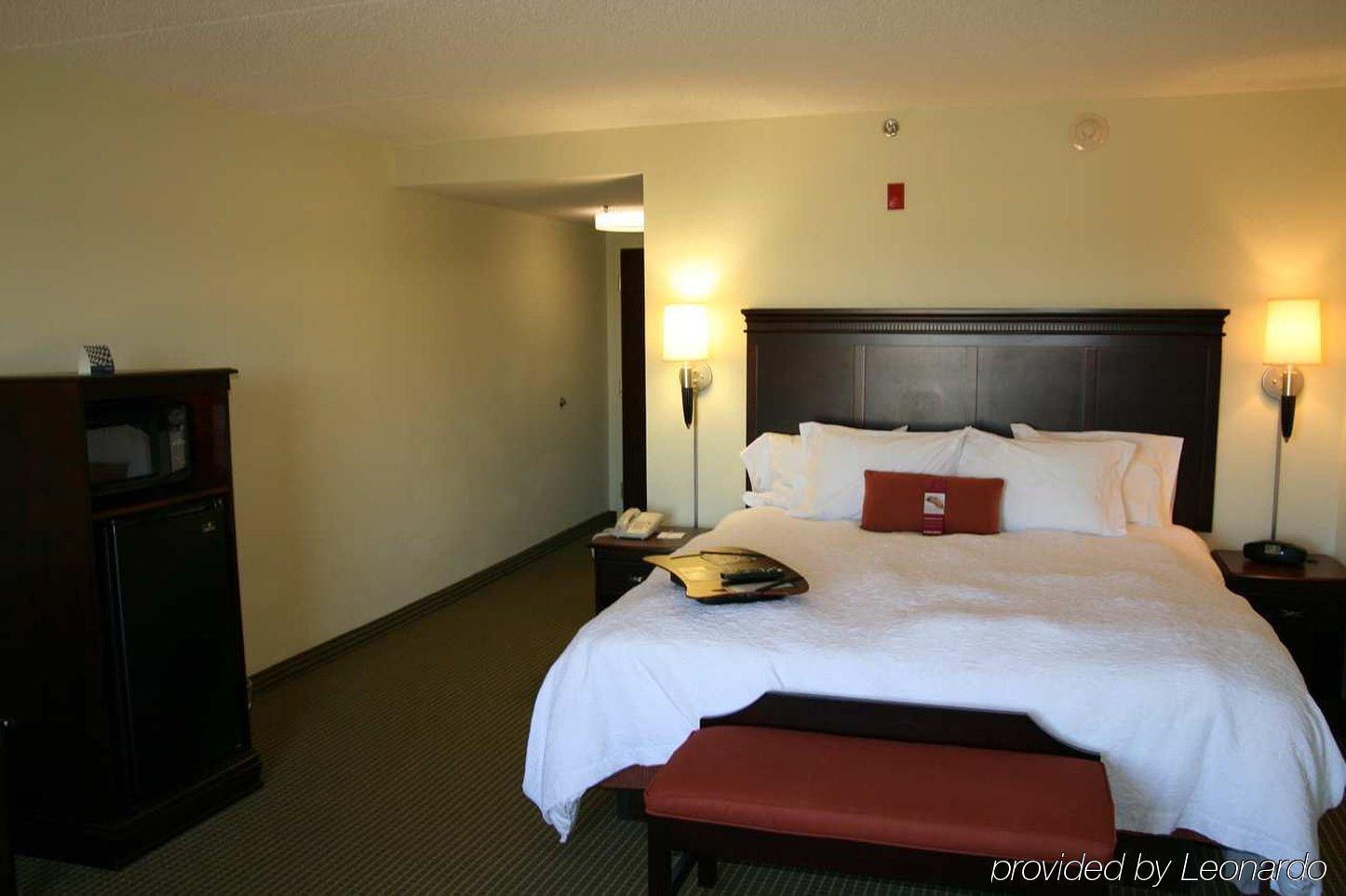 Hampton Inn Фейєттвілл Номер фото