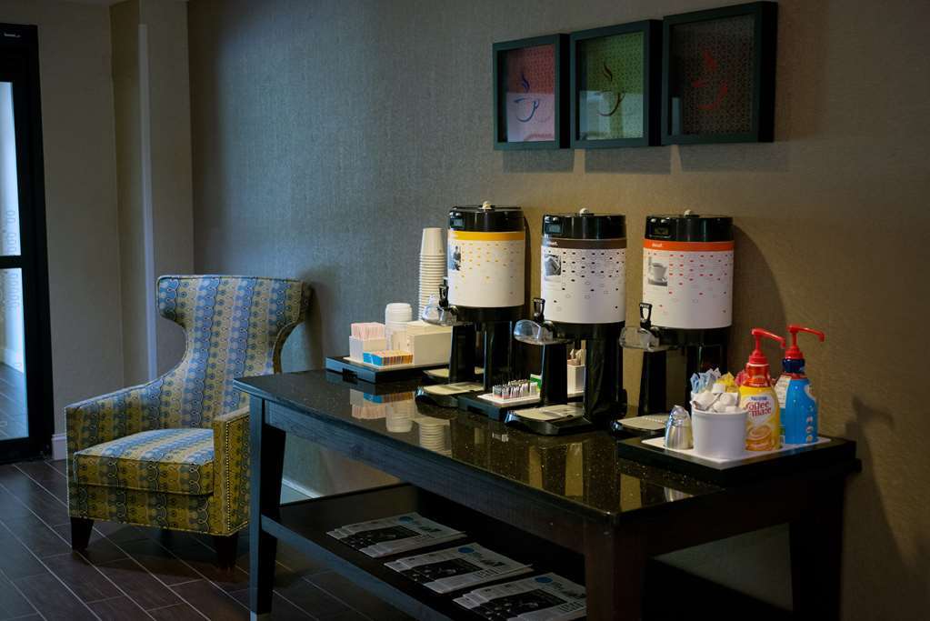 Hampton Inn Фейєттвілл Інтер'єр фото