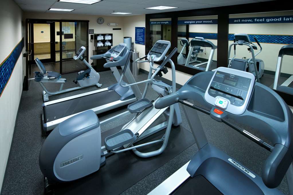 Hampton Inn Фейєттвілл Зручності фото