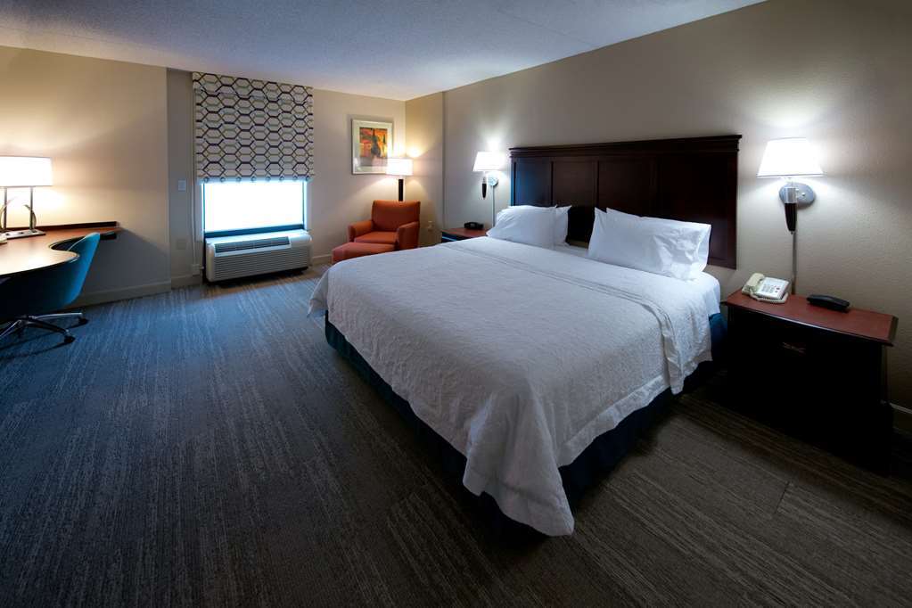 Hampton Inn Фейєттвілл Номер фото