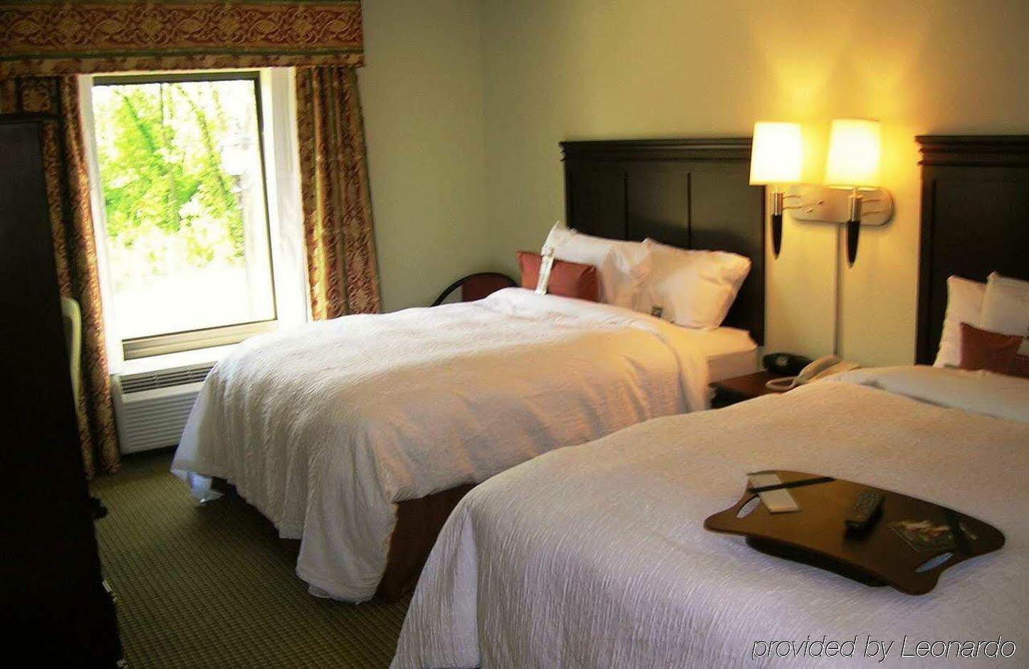 Hampton Inn Фейєттвілл Екстер'єр фото